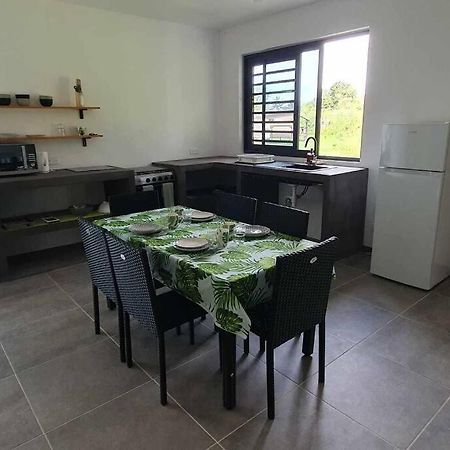 Le Fare Ape Tarua Villa Taputapuapea ภายนอก รูปภาพ
